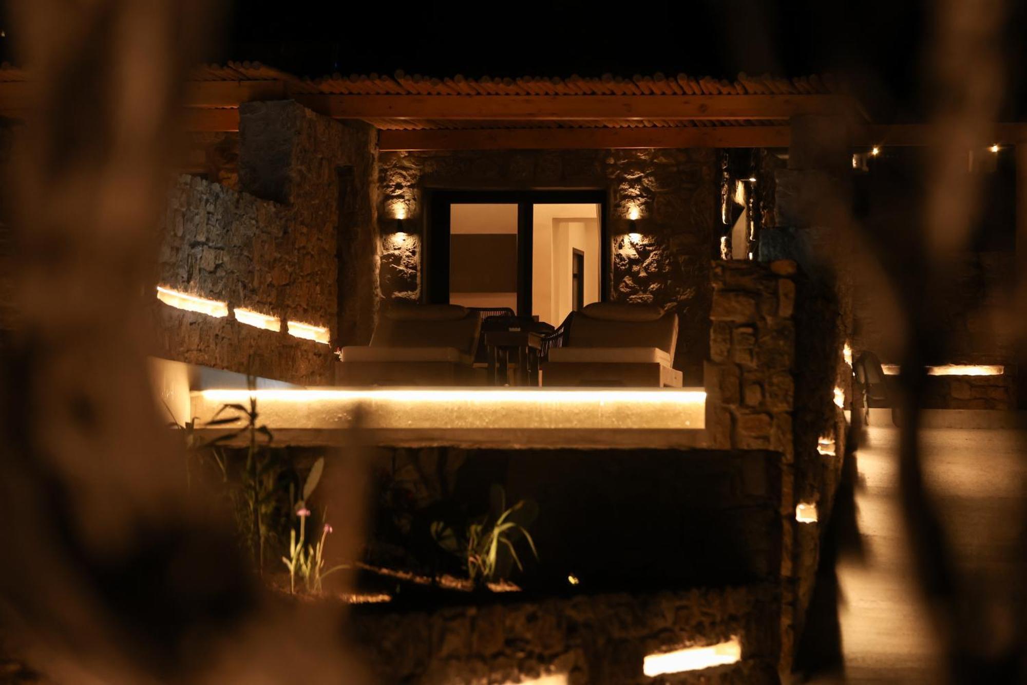 Queen Kalliopi Suites Plintri Exterior photo