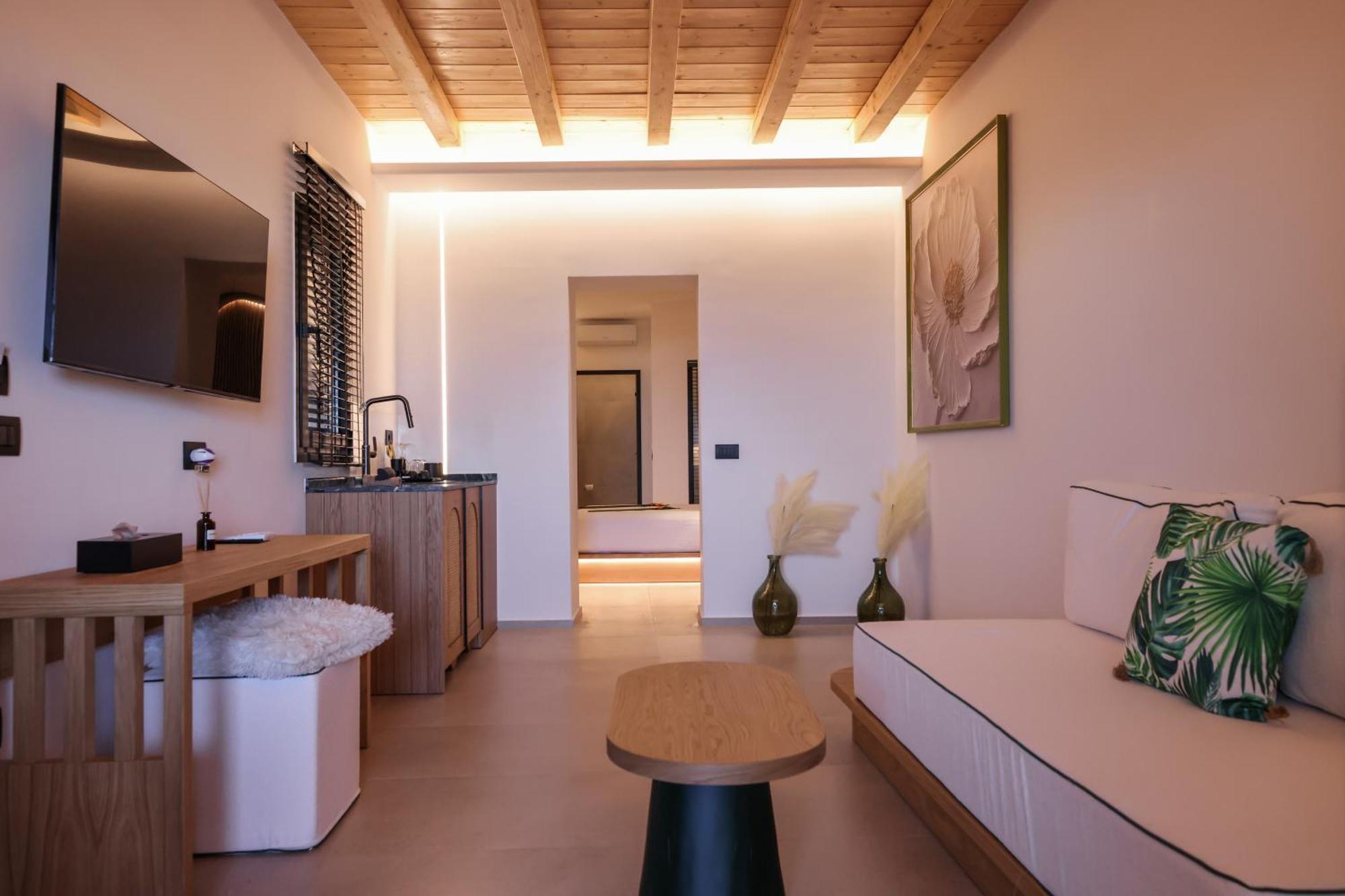 Queen Kalliopi Suites Plintri Exterior photo
